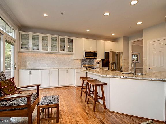 5th image of 4625 Kirkland Pl