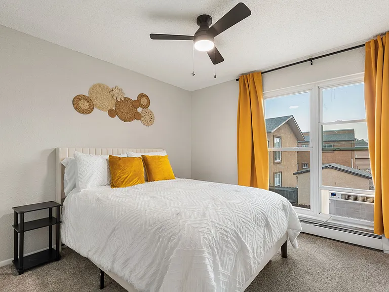 4310 Loomis Ave #4 — Photo 24