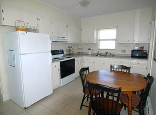 12 Holbrook St APT 2, Freeport, ME 04032