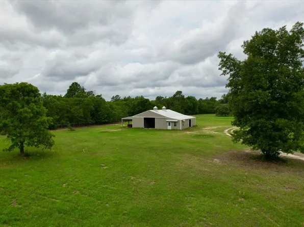 519 Beck Rd, Williston, SC 29853
