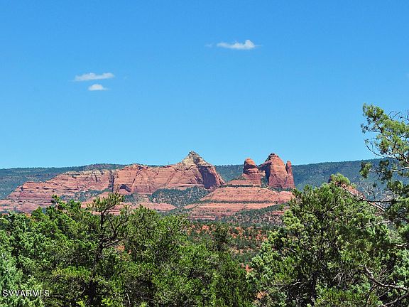 3rd image of 65 Sedona Heights Ln