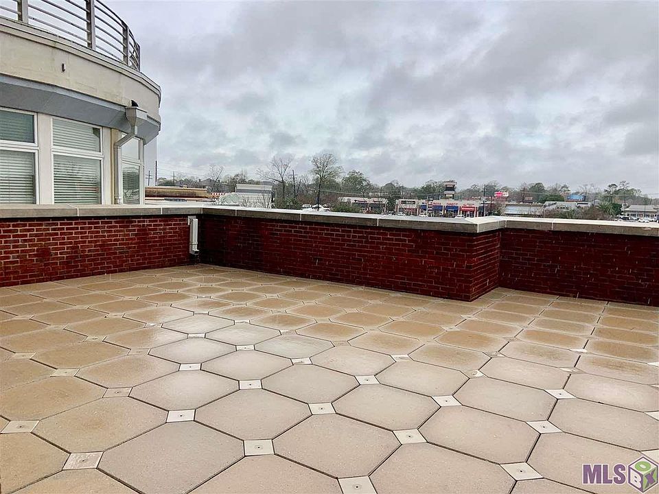 1st image of 7707 Bluebonnet Blvd APT 201
