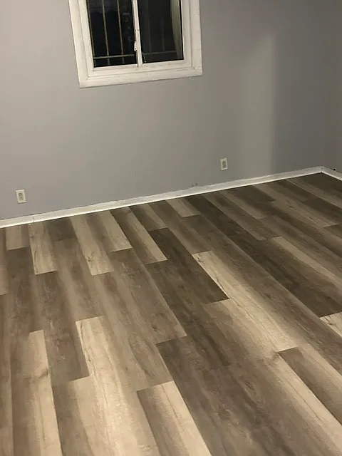 3 bed, 941 sqft, $1,000 — Photo 3