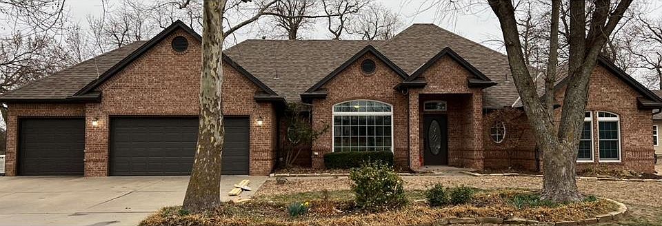 1st image of 13400 Lake Shore Dr