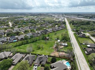 431&433 Calder Dr, League City, TX 77573