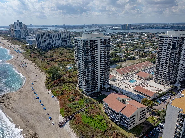4000 N Ocean Dr #403 — Photo 65