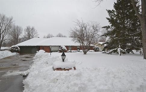 1st image of 208 W 114th St