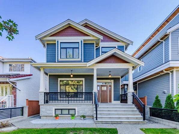 5506 College St, Vancouver, BC V5R 3Z7