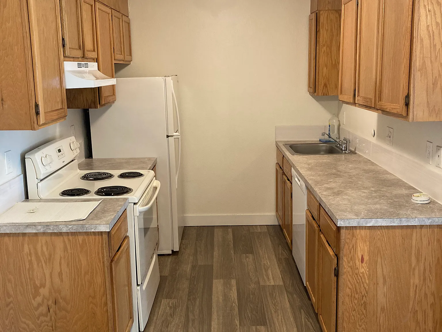 Waverly Apartments — Photo 4