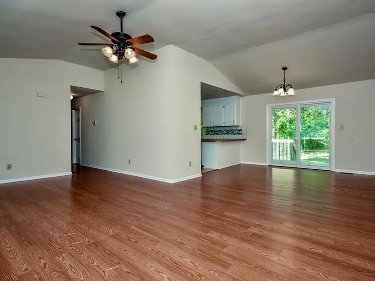 7730 Deer Track Dr — Photo 34