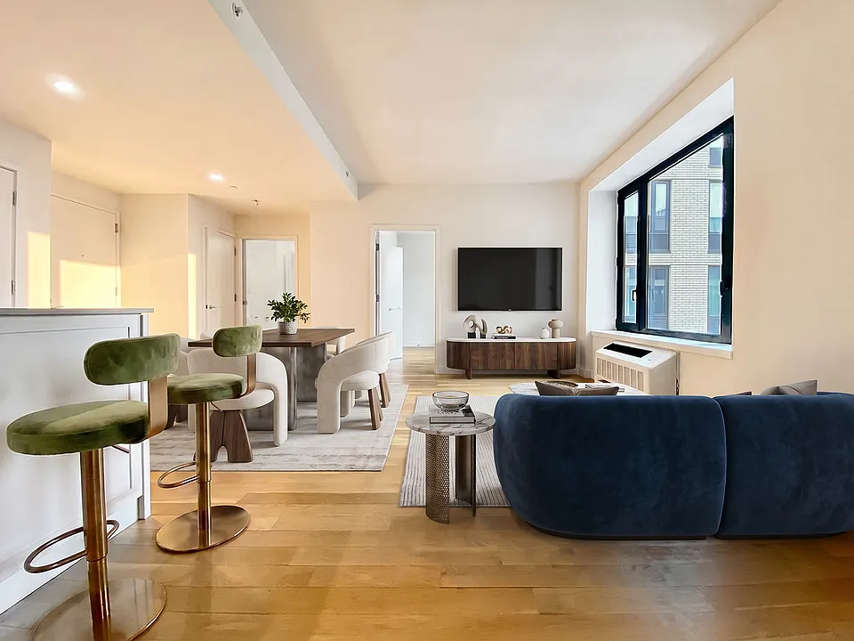 409 Eastern Pkwy #1006