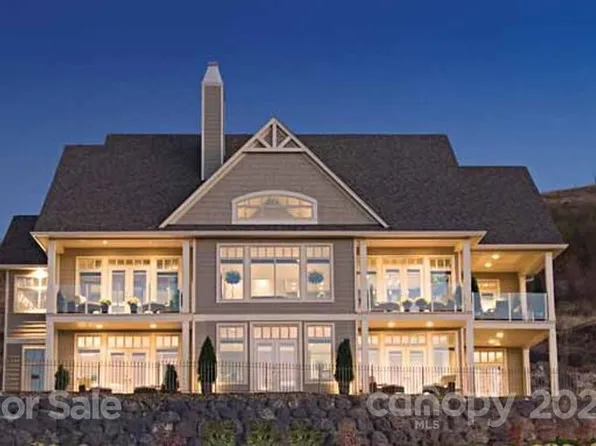 1547 Sunset Pointe Dr, Salisbury, NC 28146