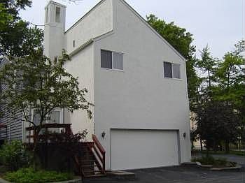 2nd image of 1384 Bobby Ln #30