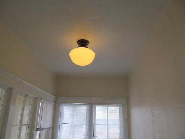 2 bed, 1100 sqft, $1,500 — Photo 4