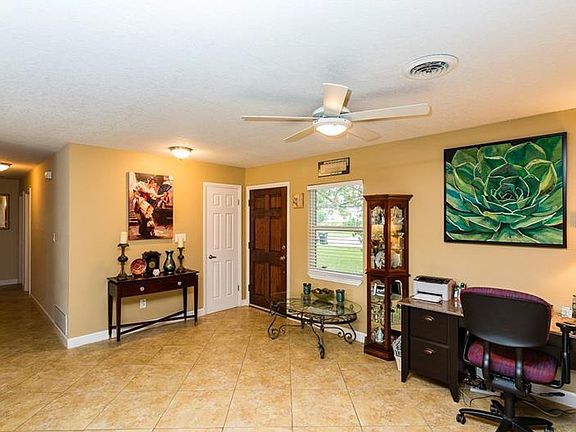 4th image of 952 Scandia Ln