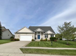 718 Ivy Creek Cv, Fort Wayne, IN