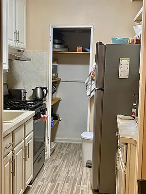 Rented by FirstService Realty (legacy) | media 16