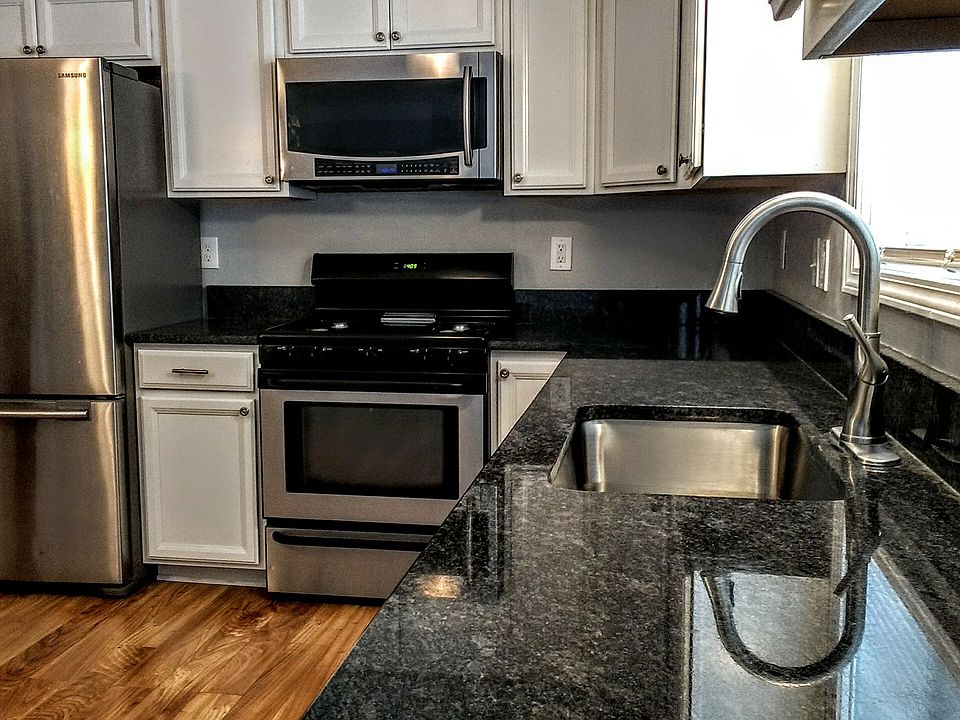 1st image of 22347 Kingston Ct