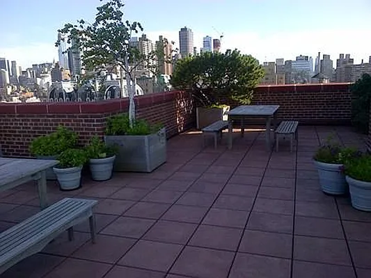 Sold by Keller Williams NYC | media 35