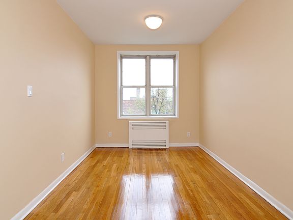 4th image of 1304 Midland Ave APT A75