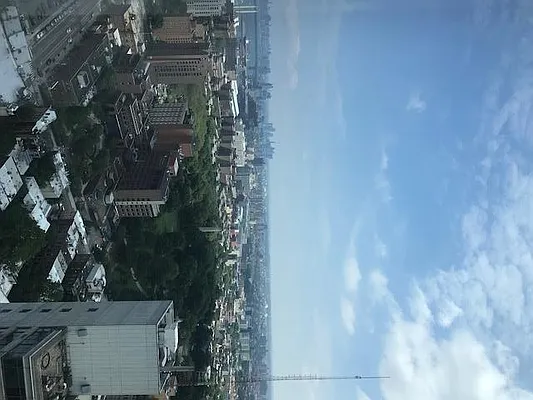 Rented by The Dermot Realty Management Company | media 9