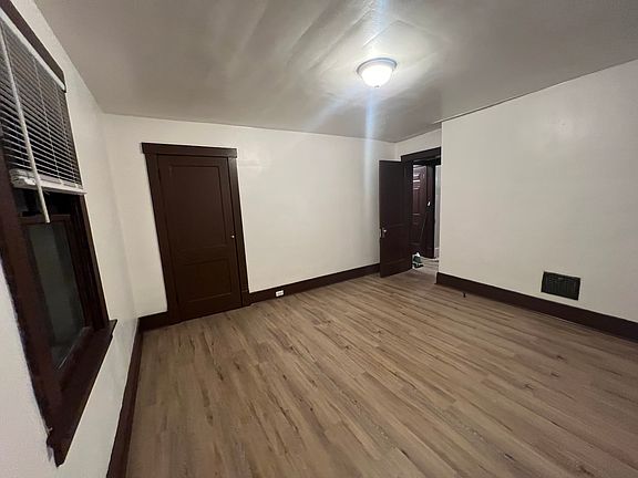 3rd image of 320 Zara St APT 2