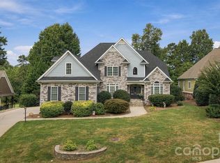 7159 Inverness Dr, Denver, NC 28037