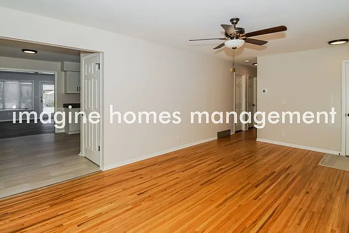 10742 Washburn Ave S — Photo 4