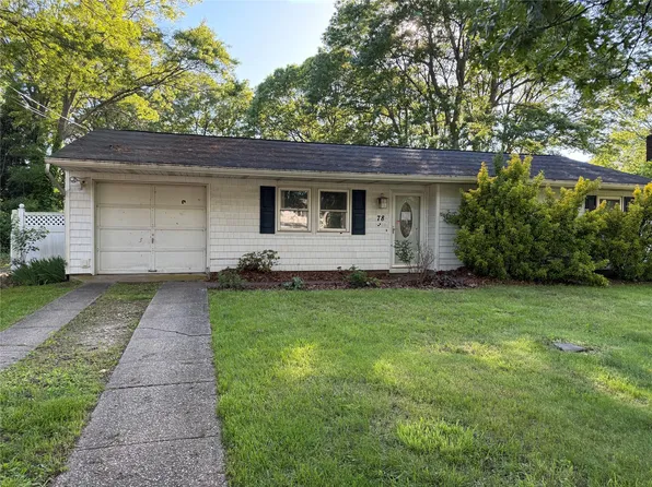 78 Juniper Avenue, Ronkonkoma, NY 11779