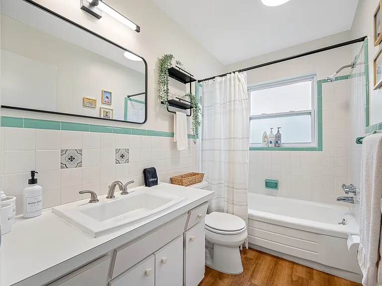 1679 Leisure Dr — Photo 23