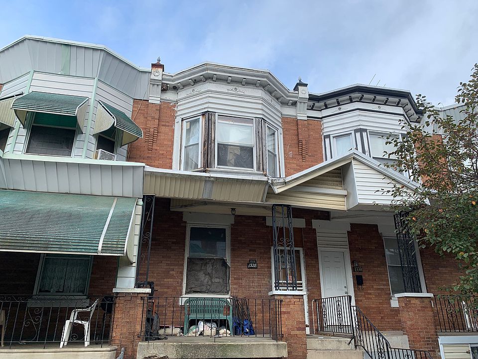 2nd image of 1328 N Alden St
