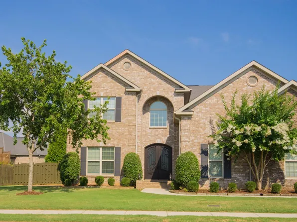 27 Holly Park Blvd, Huntsville, AL 35824