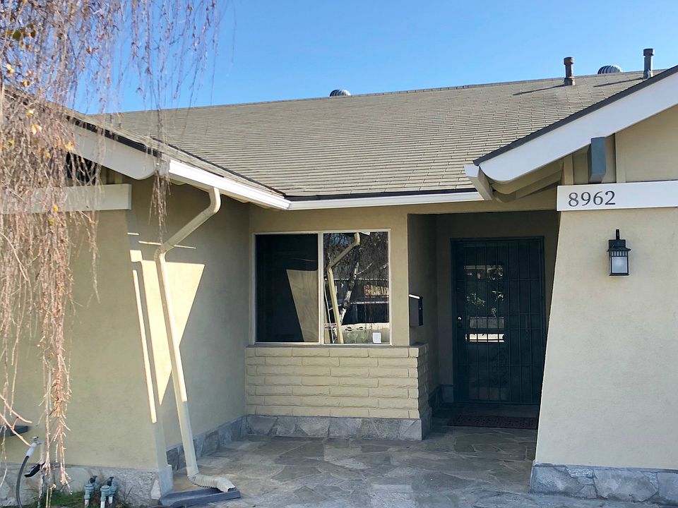 1st image of 8962 Gleneagles Cir