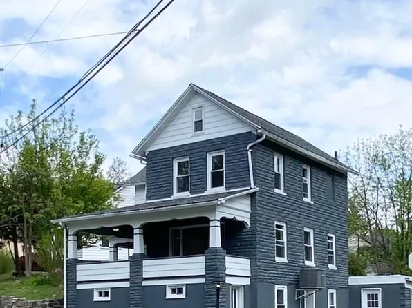 3 Fox Gap Ave, Bangor, PA 18013