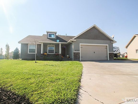 2nd image of 6323 Glen Abby Cir