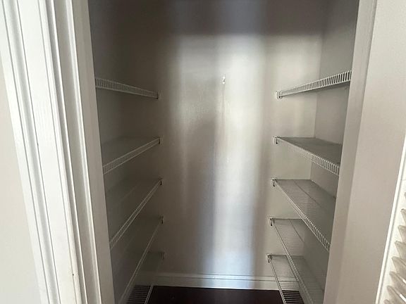 2nd image of 1025 Saint Paul St