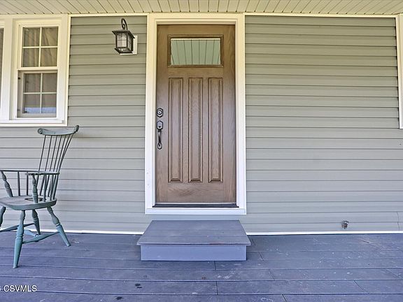 5th image of 483 Columbia Hill Rd