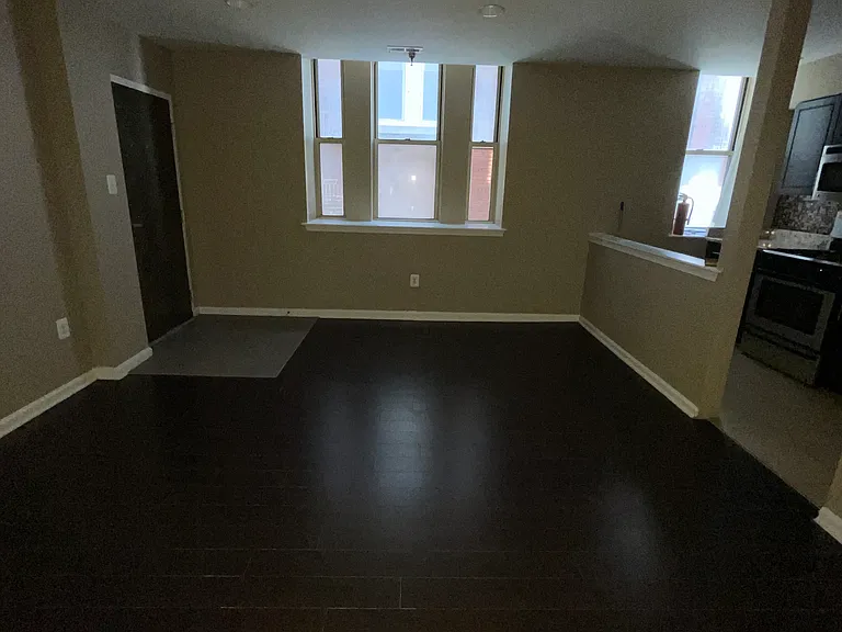4704 Chestnut St #2D — Photo 6