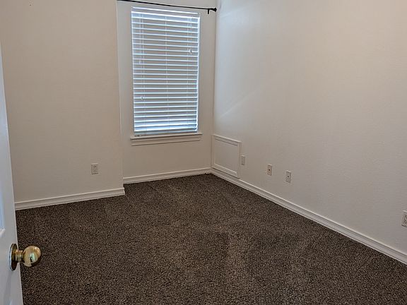 5th image of 2812 Cloudcroft Cir