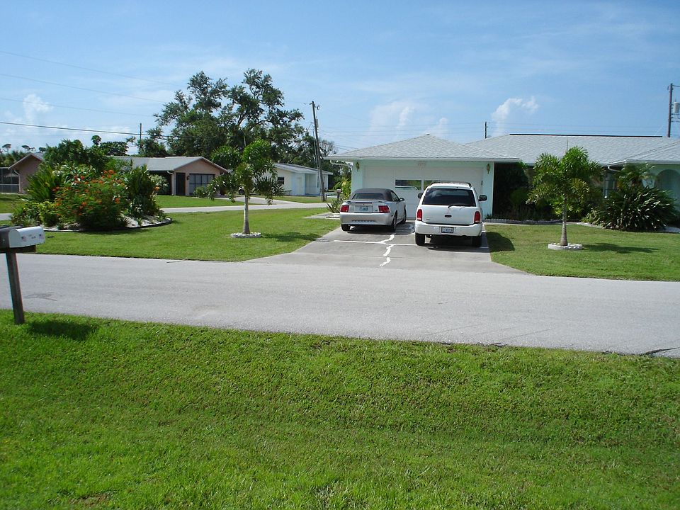 2nd image of 22131 Malone Ave
