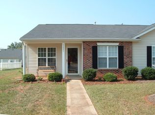 5221 Coves End Ct, Charlotte, NC 28269