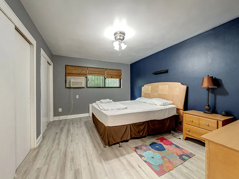 1567 N Colonial Ter #206 — Photo 8
