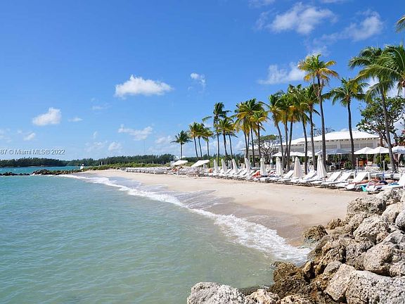 5th image of 40305 Fisher Island Dr #40305