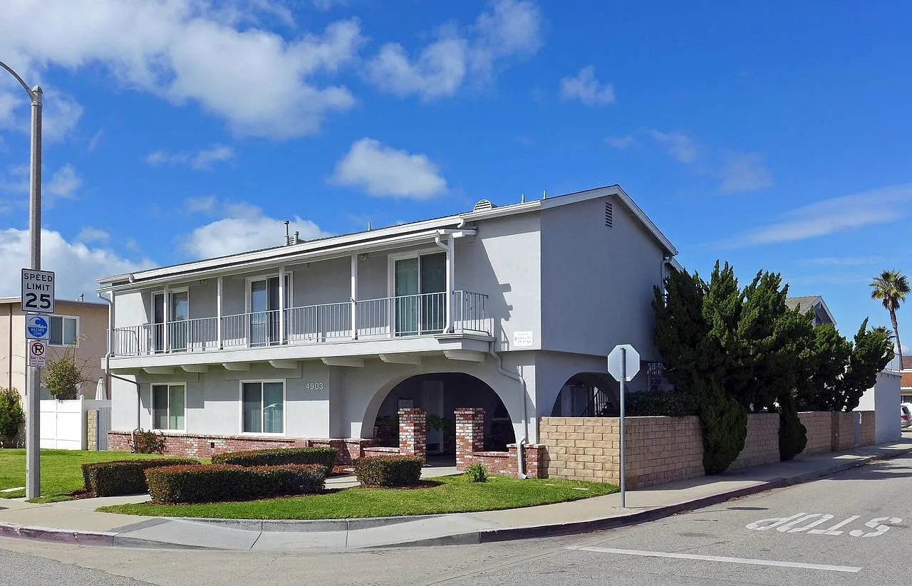 4903 Nautilus St — Photo 2