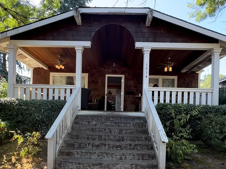 1514 SE Claybourne St — Photo 16
