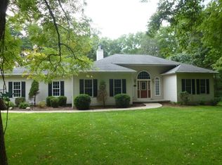 29 Tamarack Rd, Belvidere, NJ 07823