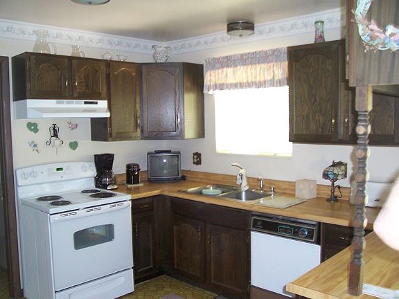 2nd image of 515 Wren Dr