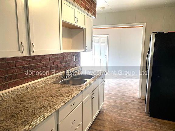 5th image of 287 Westphal Ave