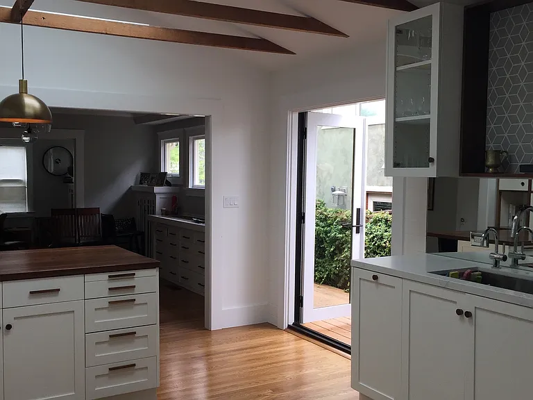 1605 Berkeley Way — Photo 4