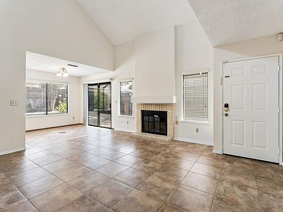 4th image of 2201 Sandcastle Way